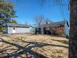 9 Campbell Drive Bedford, NS B4A 1N7