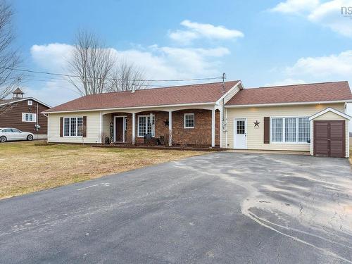 885 Thompson Road, Waterville, NS 