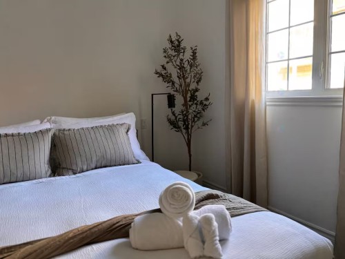 Chambre à coucher principale - 103-33 Mtée Victor-Nymark, Saint-Sauveur, QC - Indoor Photo Showing Bedroom