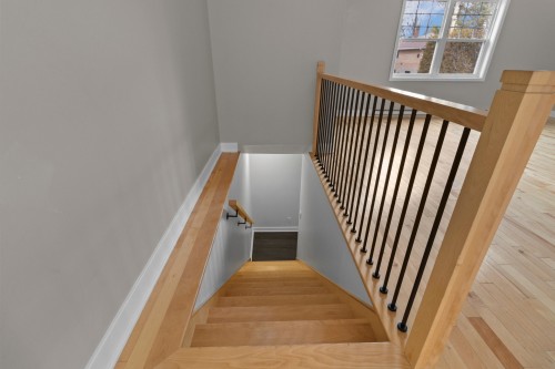 Escalier - 144 Rue William, Châteauguay, QC - Indoor Photo Showing Other Room