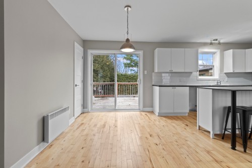 Salle à manger - 144 Rue William, Châteauguay, QC - Indoor Photo Showing Kitchen