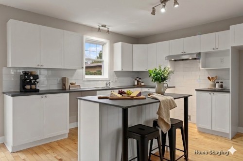 Cuisine - 144 Rue William, Châteauguay, QC - Indoor Photo Showing Kitchen