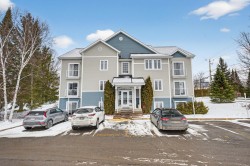 302-367 Rue du Clos-Toumalin Prévost, QC J0R 1T0