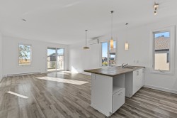 6797  - 6801 Mtée Gagnon  Sainte-Anne-Des-Plaines, QC J6Y 0G7