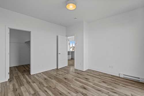 Chambre à coucher principale - 6797  - 6801 Mtée Gagnon, Sainte-Anne-Des-Plaines, QC - Indoor Photo Showing Other Room
