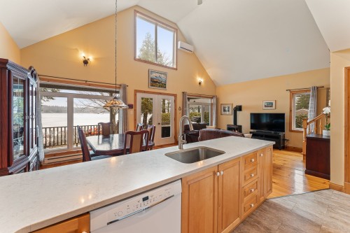 Cuisine - 310 Rue Larose, Dunham, QC - Indoor Photo Showing Kitchen