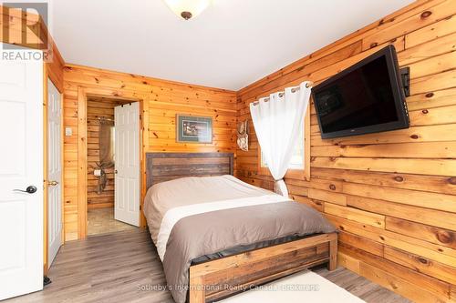 Primary Bedroom - 20 Kodiak Road, Mckellar, ON 