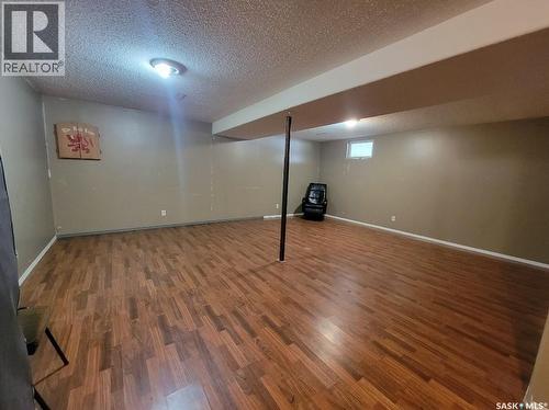 5034 Mirror Drive, Macklin, SK - Indoor
