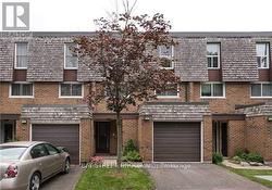 21 SEGO ROYALWAY Toronto, ON M2H 1L3