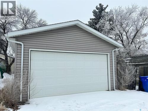 455 Halifax Street, Regina, SK - Outdoor