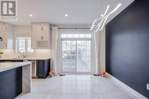 24 Haskett Drive, Markham, ON - Indoor Photo Showing Kitchen