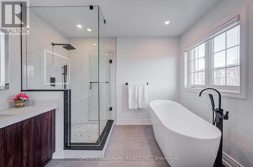 24 Haskett Drive, Markham, ON - Indoor Photo Showing Bathroom