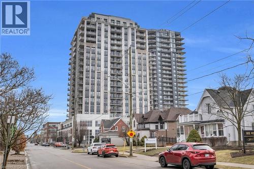 144 PARK Street Unit# 904  Waterloo, ON N2L 0B6