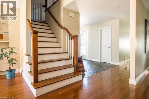 330 Strathcona Drive, Burlington, ON - Indoor Photo Showing Other Room