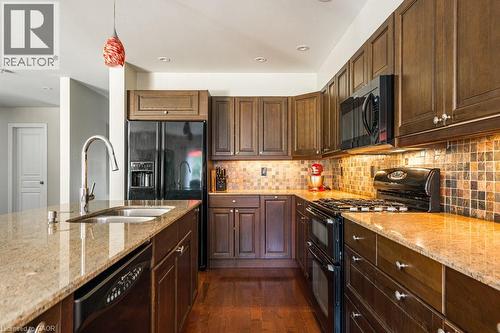 330 Strathcona Drive, Burlington, ON - Indoor Photo Showing Kitchen With Double Sink With Upgraded Kitchen