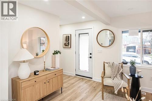 7 Stapleton Avenue, Hamilton, ON - Indoor Photo Showing Other Room