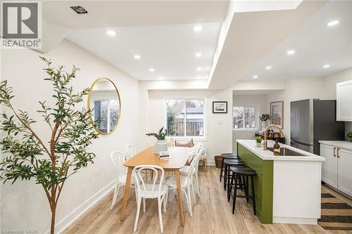 7 Stapleton Avenue, Hamilton, ON - Indoor Photo Showing Dining Room