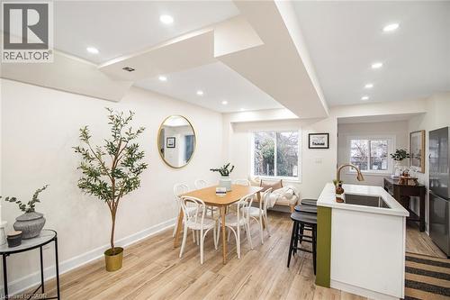 7 Stapleton Avenue, Hamilton, ON - Indoor