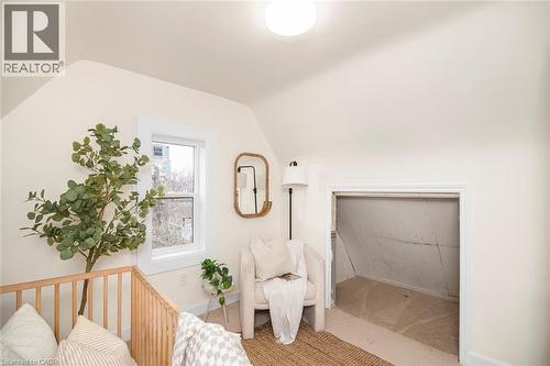 7 Stapleton Avenue, Hamilton, ON - Indoor