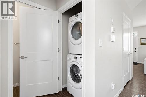 3218 Chuka Boulevard, Regina, SK - Indoor Photo Showing Laundry Room
