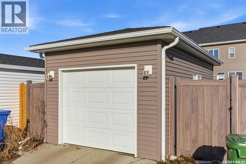 3218 Chuka Boulevard, Regina, SK - Outdoor With Exterior