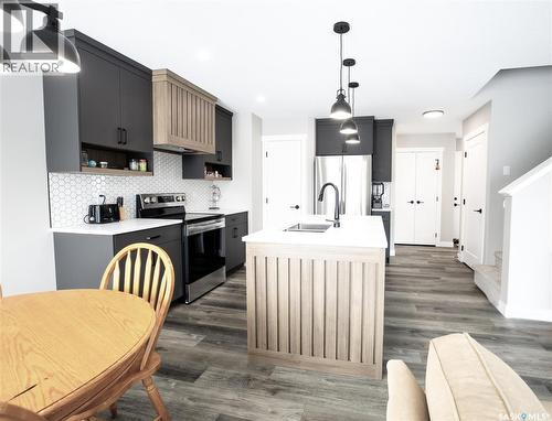 3060 Dumont Way, Regina, SK - Indoor Photo Showing Kitchen With Double Sink