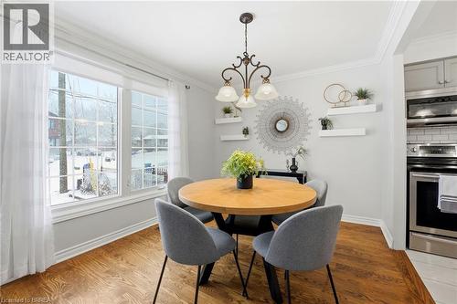 197 Hanover Place, Hamilton, ON - Indoor Photo Showing Dining Room
