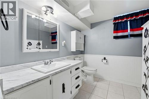 197 Hanover Place, Hamilton, ON - Indoor Photo Showing Bathroom