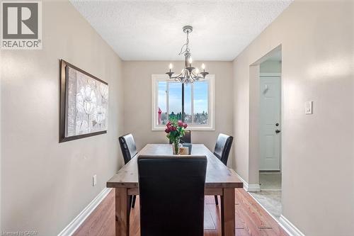 25 Upper Canada Drive Unit# 23, Kitchener, ON - Indoor Photo Showing Dining Room