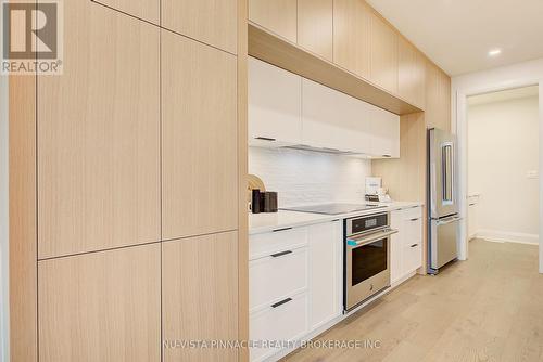 To be built. Photos for illustration - Lot 35 Virtue Drive, London South (South B), ON - Indoor Photo Showing Kitchen With Upgraded Kitchen