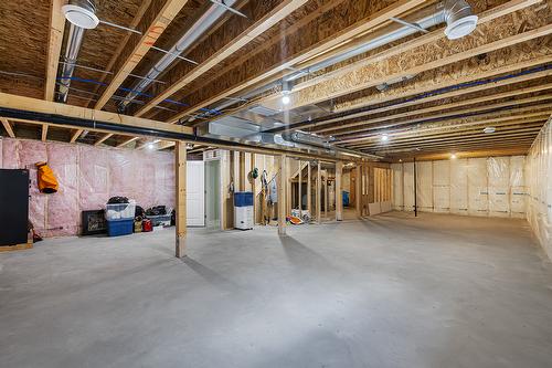8529 Hwy 95A, Kimberley, BC - Indoor Photo Showing Basement