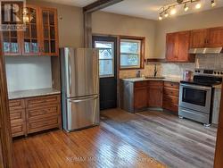 806 STONE STREET Oshawa, ON L1J 1A8