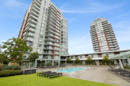806-60 Saghalie Rd  Victoria, BC V9A 0H1