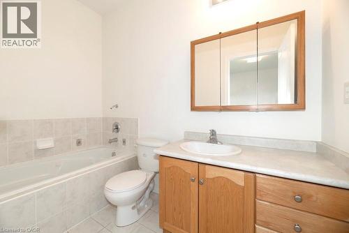 802 Coldstream Drive, Oshawa, ON - Indoor Photo Showing Bathroom