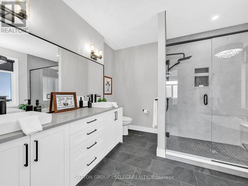 2222 Linkway Boulevard, London South (South A), ON - Indoor