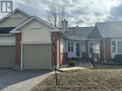 20 RIVER OAKS COURT Ottawa, ON K2S 1L3