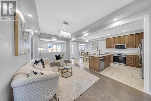 1231 Graham Clapp Avenue, Oshawa, ON - Indoor