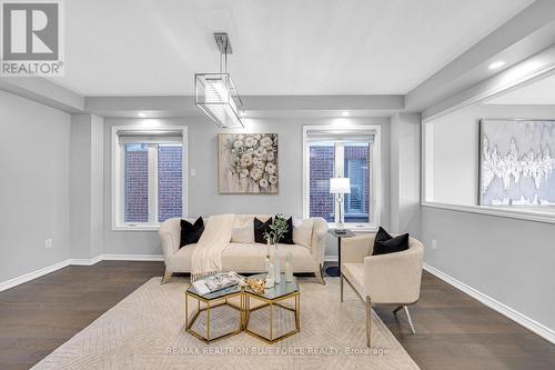 1231 Graham Clapp Avenue, Oshawa, ON - Indoor Photo Showing Living Room