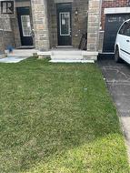 16 PEAREN LANE Barrie, ON L9J 0Z6