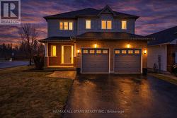 2 LISBETH CRESCENT Kawartha Lakes (Lindsay), ON K9V 0C9