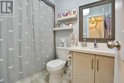 2nd floor 4pc bathroom - 