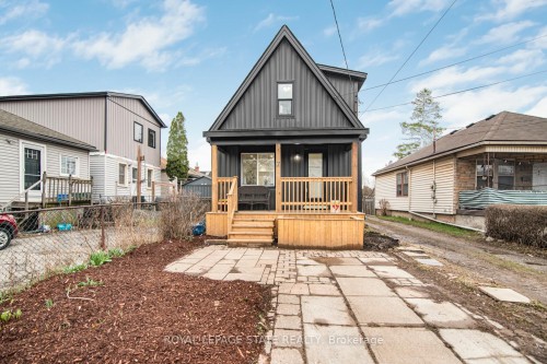 7 Stapleton Avenue, Hamilton, ON - Outdoor With Deck Patio Veranda