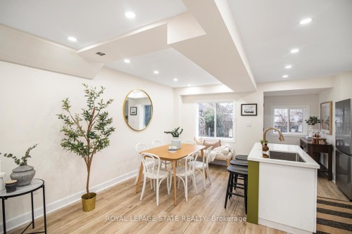 7 Stapleton Avenue, Hamilton, ON - Indoor