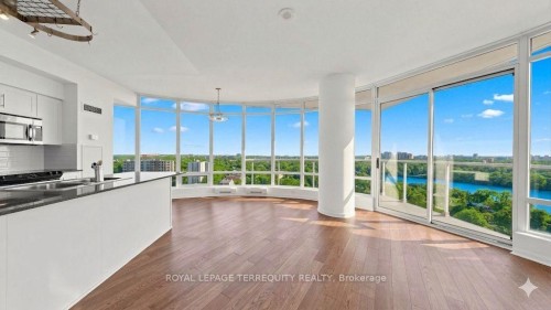 2205-15 Windermere Avenue, Toronto, ON - Indoor Photo Showing Other Room
