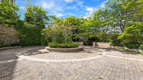 2205-15 Windermere Avenue, Toronto, ON - Outdoor