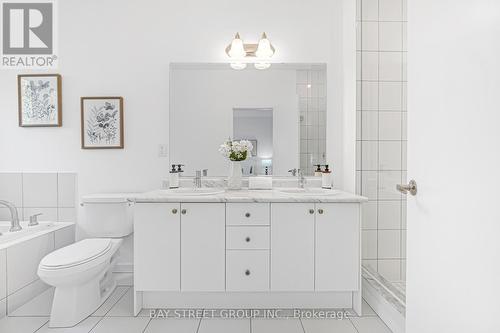 27 Armillo Place, Markham, ON - Indoor Photo Showing Bathroom