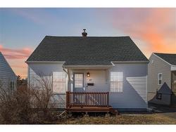 27 Airport ST  Dieppe, NB E1A 2G1