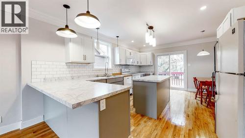 7 Cornwall Heights, St. John'S, NL - Indoor Photo Showing Kitchen With Upgraded Kitchen