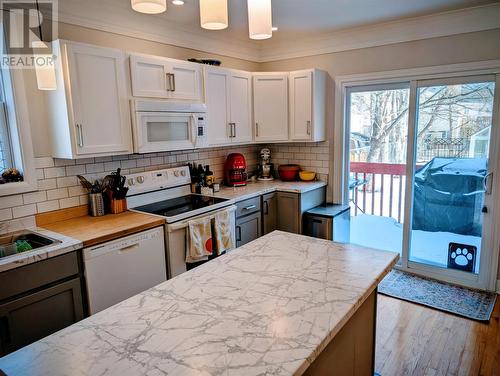 Beautiful kitchen - 7 Cornwall Heights, St. John'S, NL - Indoor Photo Showing Kitchen