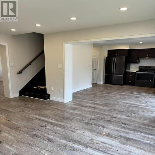 111 Higginbotham Crescent, Milton, ON - Indoor